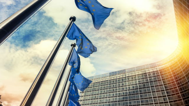 在英国正式脱离欧盟前，欧洲理事会主席米歇尔、欧洲议会议长萨索利、欧盟委员会主席冯德莱恩1月31日中午在布鲁塞尔