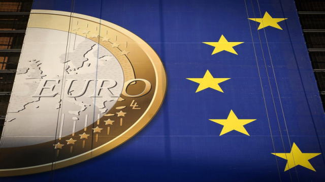 在英国正式脱离欧盟前，欧洲理事会主席米歇尔、欧洲议会议长萨索利、欧盟委员会主席冯德莱恩1月31日中午在布鲁塞尔